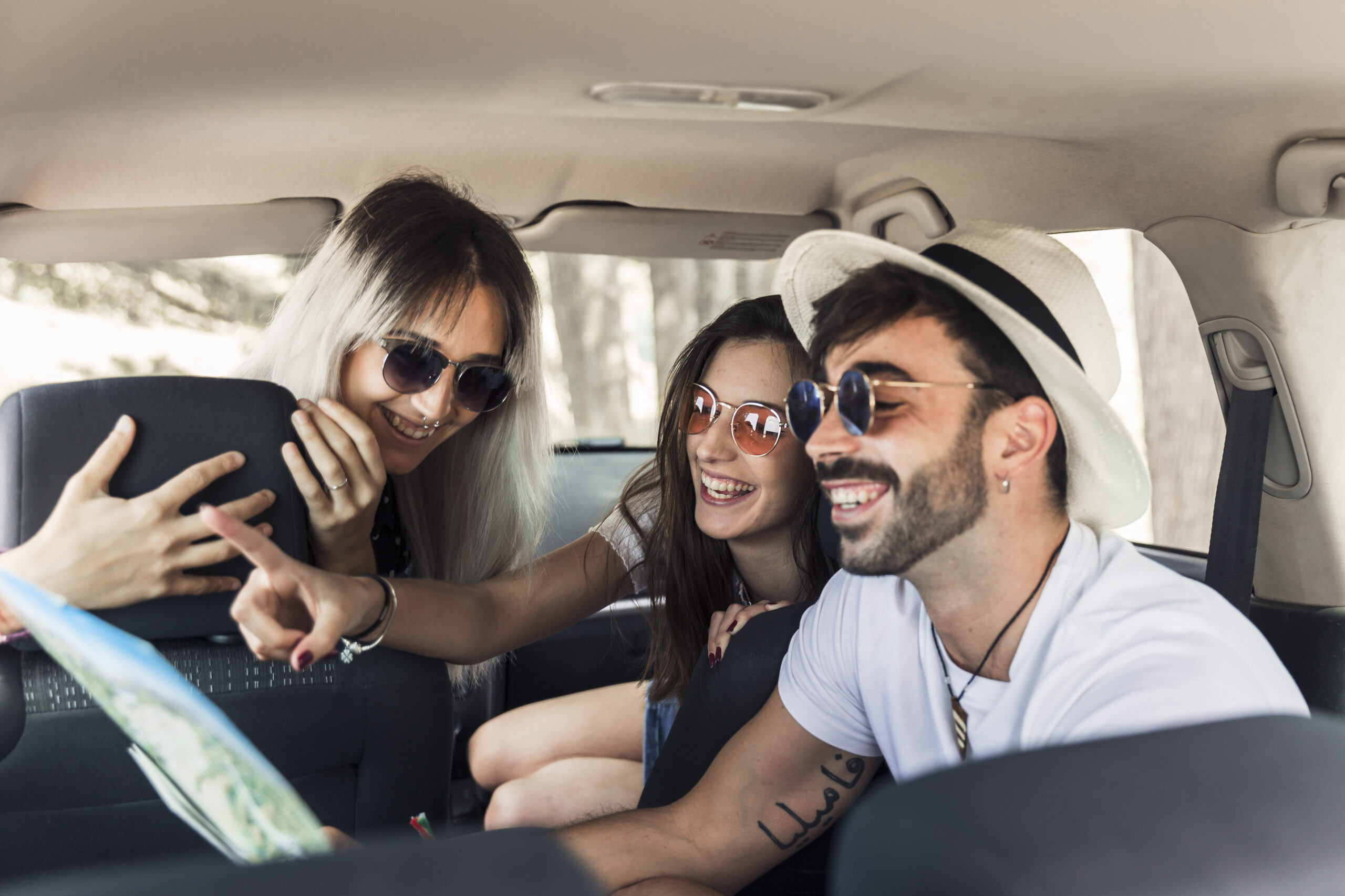Plan the perfect escape with a weekend car rental. Choose an automatic car for rent and enjoy flexible, stress-free road trips.